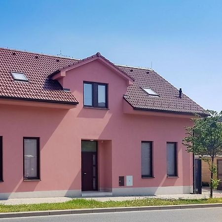 פראג Apartment De Luna מראה חיצוני תמונה