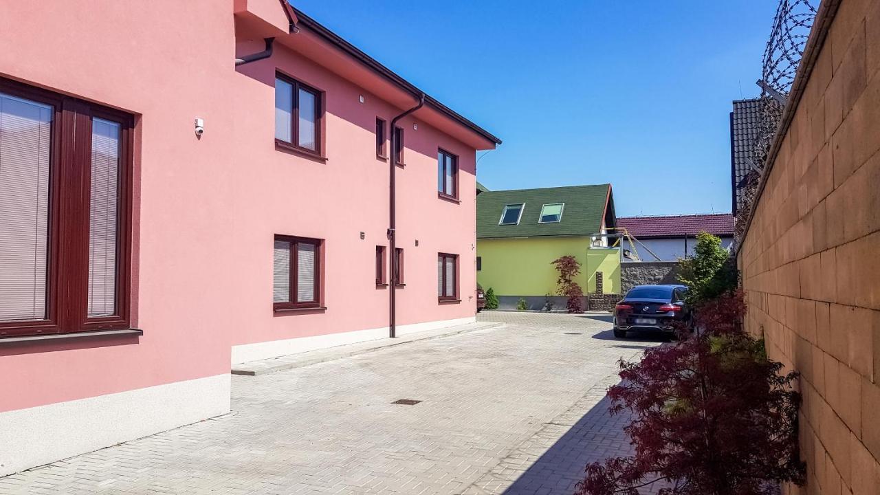 פראג Apartment De Luna מראה חיצוני תמונה